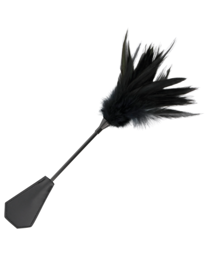 colheita de pena da escuridão. preto